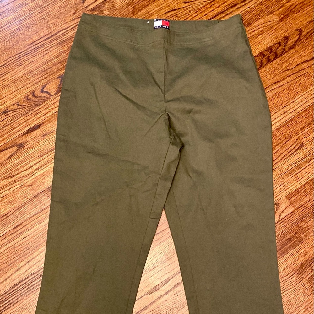 Tommy Hilfiger size 14 khaki green pants!